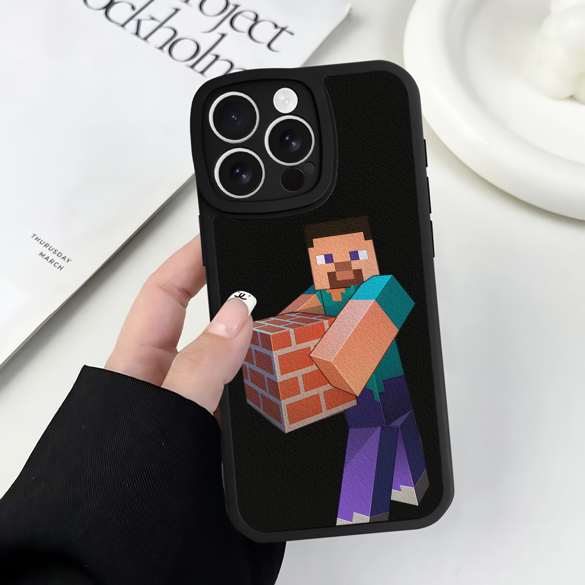 （画像用） マインクラフト ブロックの世界 Minecraft MC Block world 【iPhone 16シリーズ対応】シリコンスマホケース（レザー調） 材質：シリコン